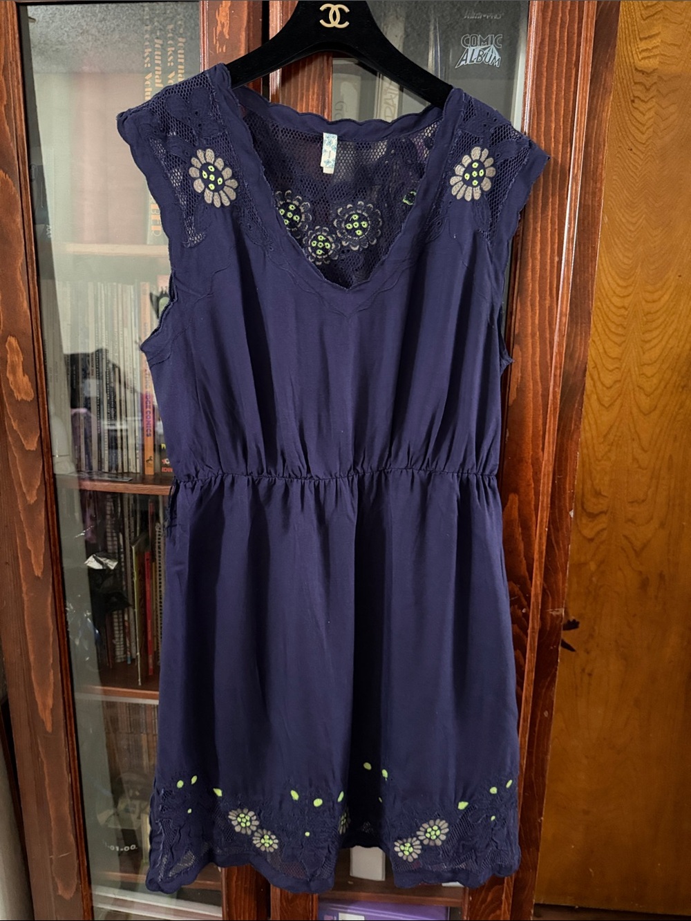 Anthropology Maeve Embroidered Sleeveless Dress with Floral Cutout Size M